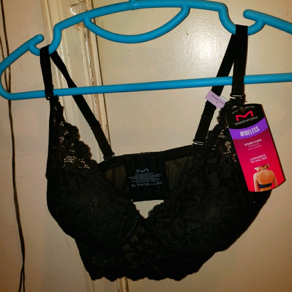 NWT Maidenform Wireless Black Bra
